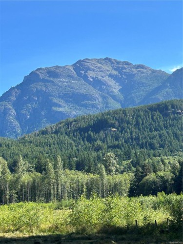 1845 Stowe Creek Rd, Sayward, BC 