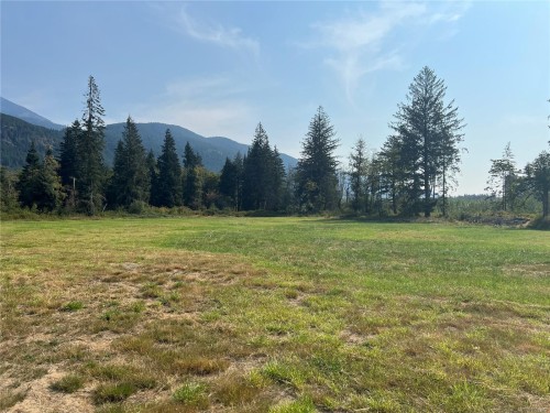 1845 Stowe Creek Rd, Sayward, BC 