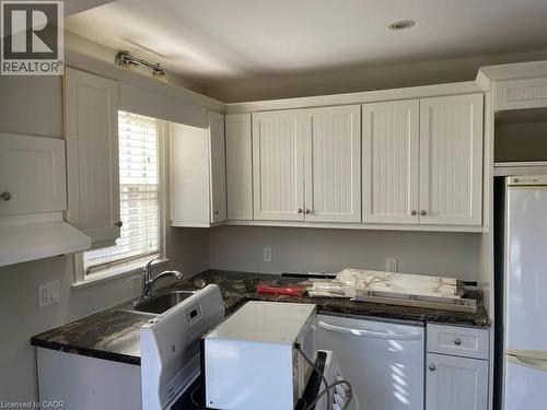 unit 4 - 34 Oak Street, Cambridge, ON - Indoor