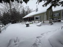 227 Ch. Millette  Lac-Des-Seize-Îles, QC J0T 1Y1