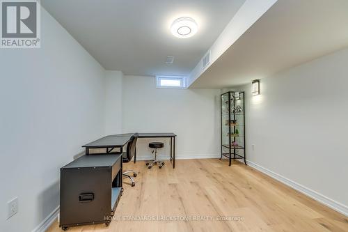 1296 Inglehart Drive, Burlington, ON - Indoor