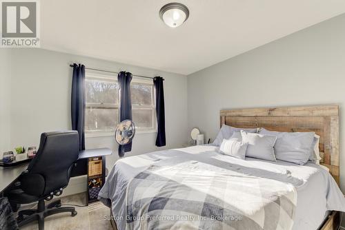 35 - 64 Hiawatha Road, Woodstock (Woodstock - North), ON - Indoor Photo Showing Bedroom