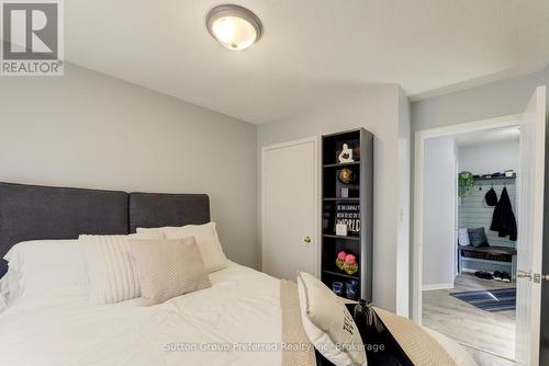 35 - 64 Hiawatha Road, Woodstock (Woodstock - North), ON - Indoor Photo Showing Bedroom