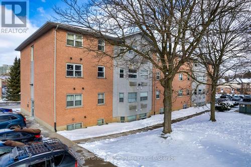 35 - 64 Hiawatha Road, Woodstock (Woodstock - North), ON - Outdoor