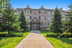 4 - 2086 VALIN STREET  Ottawa, ON K4A 0C1
