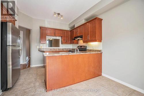 4 - 2086 Valin Street, Ottawa, ON - Indoor Photo Showing Kitchen
