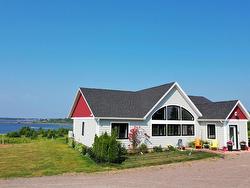 40 Stan Pearson Road  Stanley Bridge, PE C0B 1M0