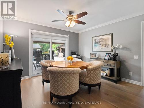 2738 Moyer Street, Pelham (North Pelham), ON - Indoor Photo Showing Dining Room