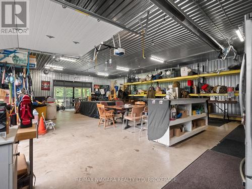 Shop - 2738 Moyer Street, Pelham (North Pelham), ON - Indoor Photo Showing Other Room
