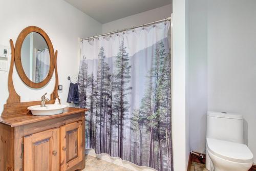 Bathroom - 230 Rue Du Sommet, Entrelacs, QC - Indoor Photo Showing Bathroom