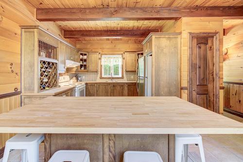 Kitchen - 230 Rue Du Sommet, Entrelacs, QC - Indoor