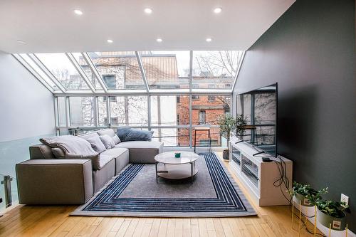 Living room - 1944 Rue Tupper, Montréal (Ville-Marie), QC 
