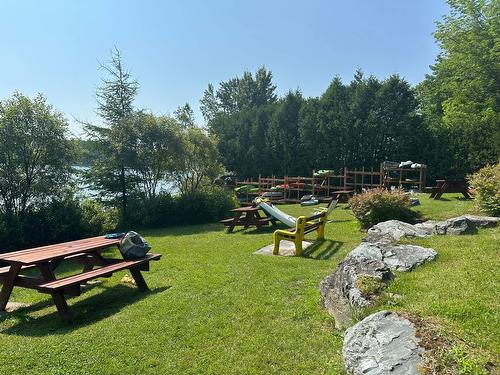 Autre - Rue Des Plaines, Austin, QC 