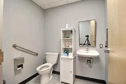 Powder room - 