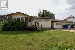 1544 Frohlick STREET  Holdfast, SK S0G 2H0