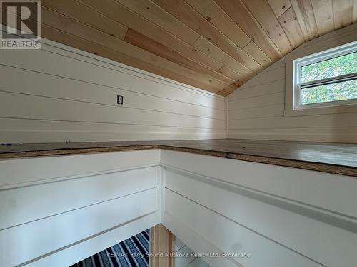 1370 Georgian Bay Water, The Archipelago (Archipelago North), ON - Indoor Photo Showing Other Room