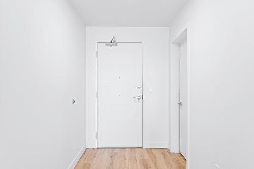 Hall d'entrée/Vestibule - 905-60  - 70 Rue Wellington S., Sherbrooke (Les Nations), QC - Indoor Photo Showing Other Room