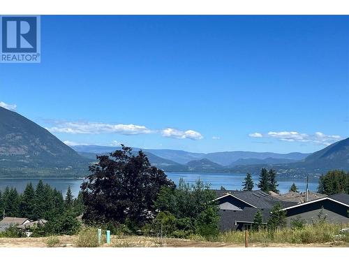 1181 16 Avenue Se, Salmon Arm, BC 