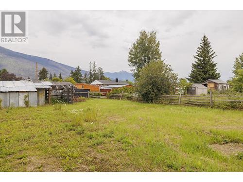 874 3Rd Avenue, Mcbride, BC 