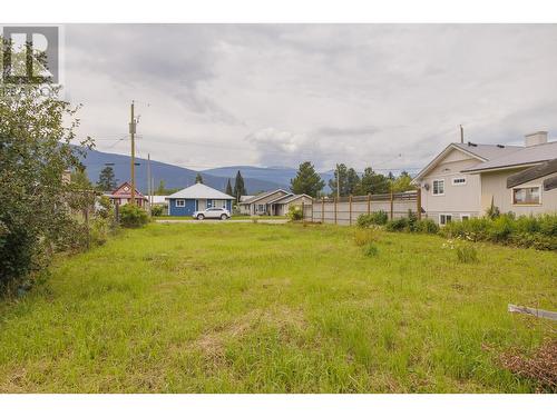 874 3Rd Avenue, Mcbride, BC 