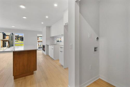 Overall view - 205-110 Rue De Joliette, Bromont, QC - Indoor Photo Showing Kitchen