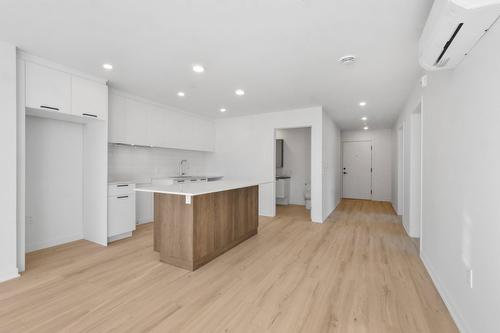 Kitchen - 008-110 Rue De Joliette, Bromont, QC - Indoor Photo Showing Kitchen