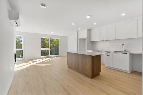 Kitchen - 008-110 Rue De Joliette, Bromont, QC - Indoor Photo Showing Kitchen With Upgraded Kitchen