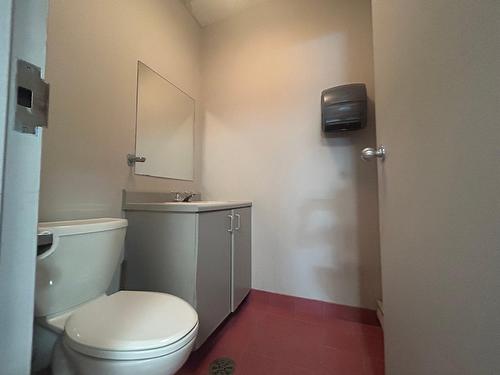 Salle d'eau - 2286 Ch. St-François, Dorval, QC - Indoor Photo Showing Bathroom