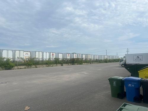 Parking - 2286 Ch. St-François, Dorval, QC - Outdoor