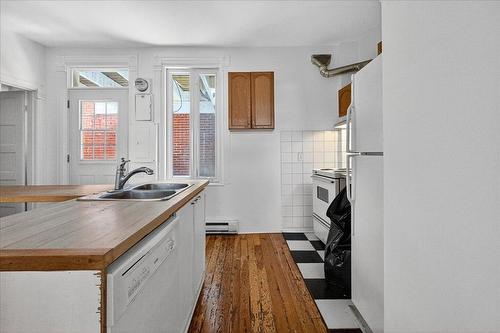 Cuisine - 6500  - 6502B Rue De Bordeaux, Montréal (Rosemont/La Petite-Patrie), QC - Indoor Photo Showing Kitchen With Double Sink