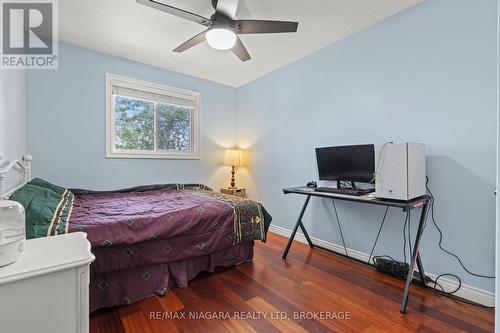 13 - 34 Dynasty Avenue, Hamilton (Stoney Creek), ON - Indoor Photo Showing Bedroom
