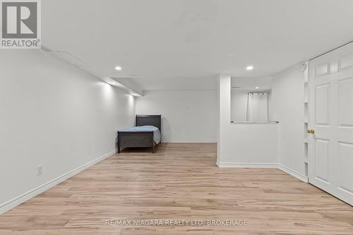 13 - 34 Dynasty Avenue, Hamilton (Stoney Creek), ON - Indoor Photo Showing Other Room