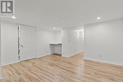 13 - 34 Dynasty Avenue, Hamilton (Stoney Creek), ON - Indoor Photo Showing Other Room