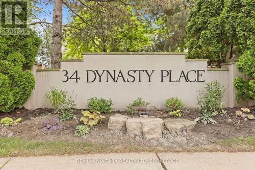 13 - 34 Dynasty Avenue, Hamilton (Stoney Creek), ON - Outdoor