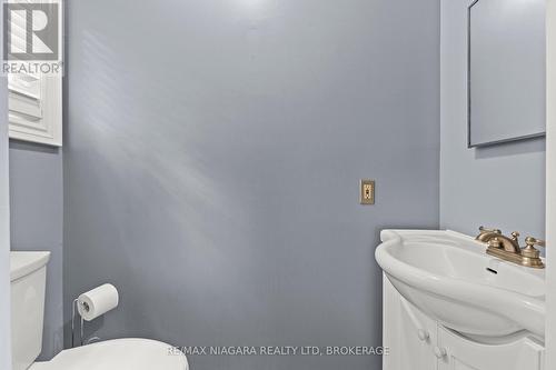 13 - 34 Dynasty Avenue, Hamilton (Stoney Creek), ON - Indoor Photo Showing Bathroom