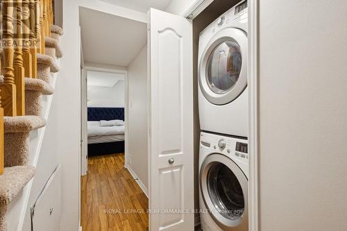 19 - 90 Steele Park Private, Ottawa, ON - Indoor Photo Showing Laundry Room