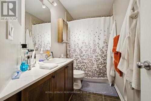 19 - 90 Steele Park Private, Ottawa, ON - Indoor Photo Showing Bathroom