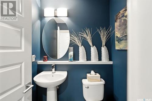 212 Secord Way, Saskatoon, SK - Indoor Photo Showing Bathroom