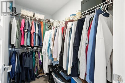 212 Secord Way, Saskatoon, SK - Indoor With Storage
