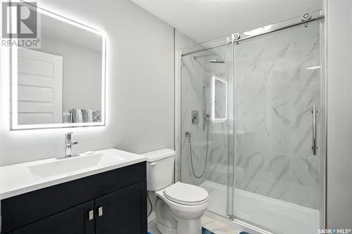 212 Secord Way, Saskatoon, SK - Indoor Photo Showing Bathroom