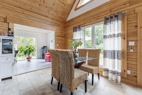 Salle à manger - 17 Ch. Major, Aumond, QC - Indoor Photo Showing Dining Room