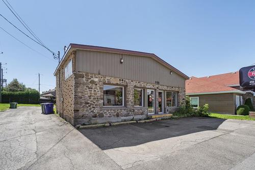 Façade - 536 Rue Principale, Laval (Sainte-Dorothée), QC - Outdoor