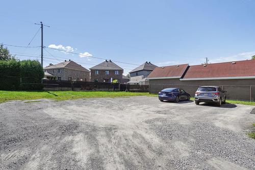 Stationnement - 536 Rue Principale, Laval (Sainte-Dorothée), QC - Outdoor