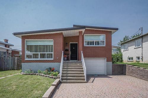 1412 Boul. Élisabeth  Laval (Chomedey), QC H7W 3J8