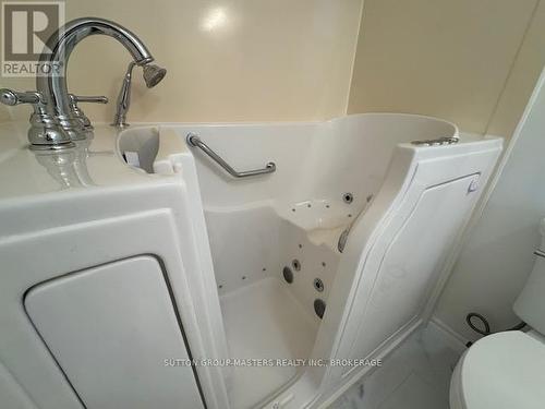 112 Briceland Street, Kingston (Rideau), ON - Indoor Photo Showing Laundry Room