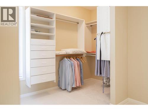 344 Raven Drive, Kelowna, BC - Indoor