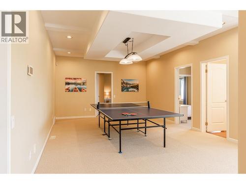 344 Raven Drive, Kelowna, BC - Indoor Photo Showing Other Room