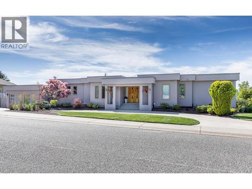 344 Raven Drive, Kelowna, BC - Outdoor With Facade