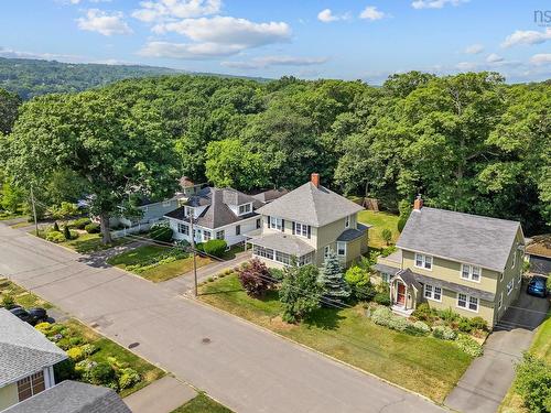 22 Caldwell Avenue, Kentville, NS 