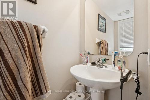 5 - 67 Steele Park Private, Ottawa, ON - Indoor Photo Showing Bathroom